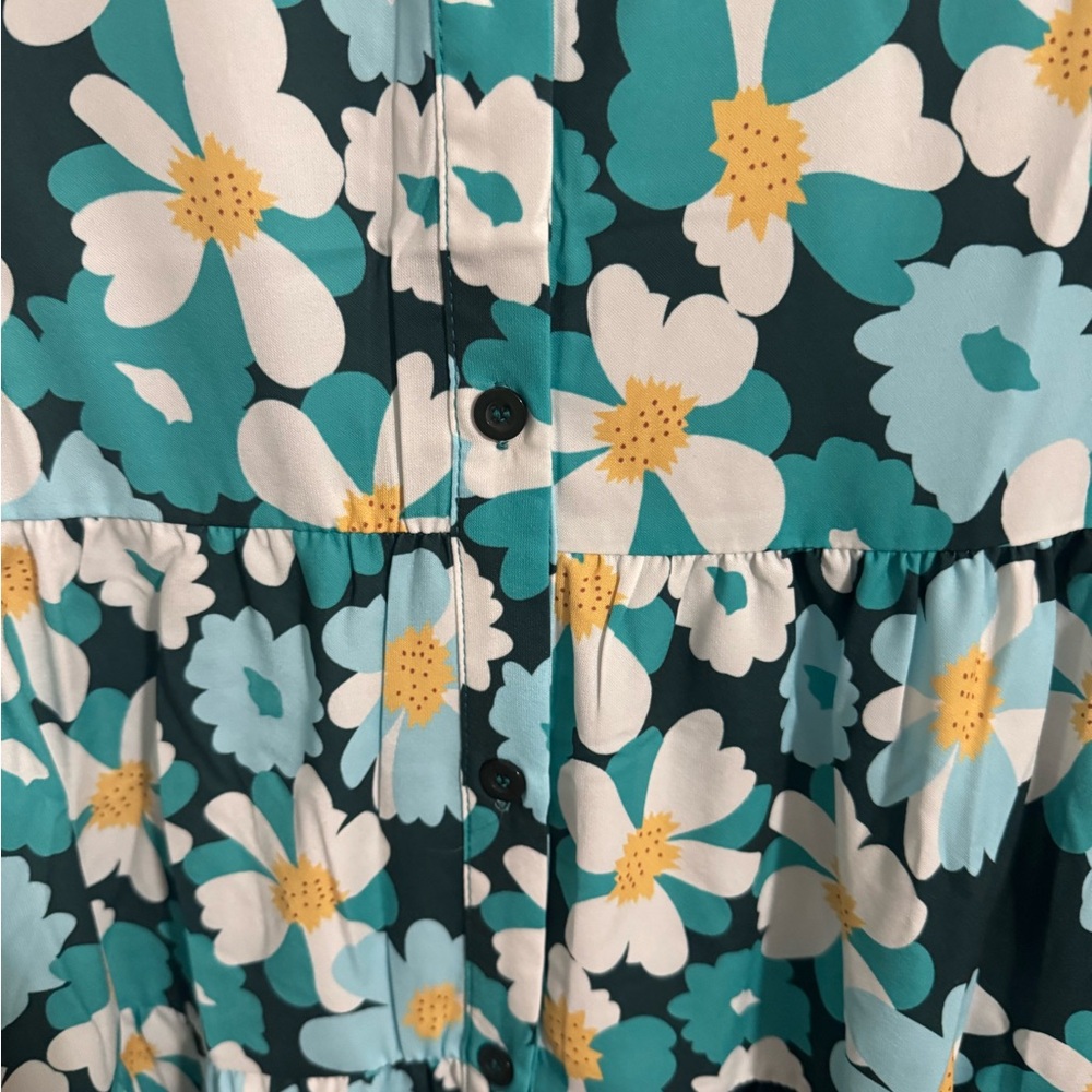Floral Button-Up Dress - Picture 2 of 4